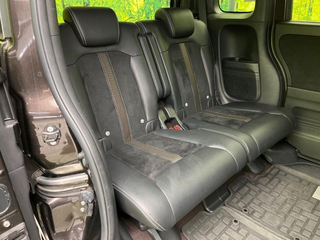 �y�n�[�t���U�[�V�[�g�z�������ƍ���S�n�𗼗������l�C�̃V�[�g���w�ʁE���ʂ̃t�@�u���b�N�f�ނ́A�ʋC���̗ǂ��⊊��ɂ����ɗD��Ă��܂��B�C���╞���ɍ��E���ꂸ���K�ɂ���肢�������܂��B