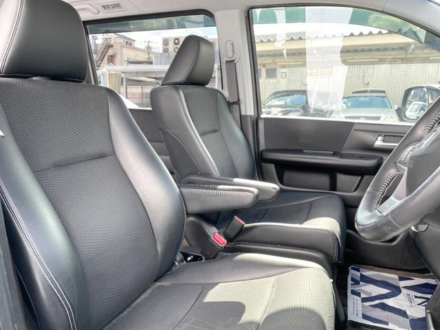 �y�n�[�t���U�[�V�[�g�z�������ƍ���S�n�𗼗������l�C�̃V�[�g���w�ʁE���ʂ̃t�@�u���b�N�f�ނ́A�ʋC���̗ǂ��⊊��ɂ����ɗD��Ă��܂��B�C���╞���ɍ��E���ꂸ���K�ɂ���肢�������܂��B