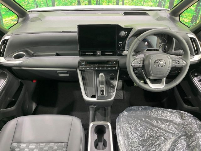 ヴォクシー1.8 ハイブリッド S-Z