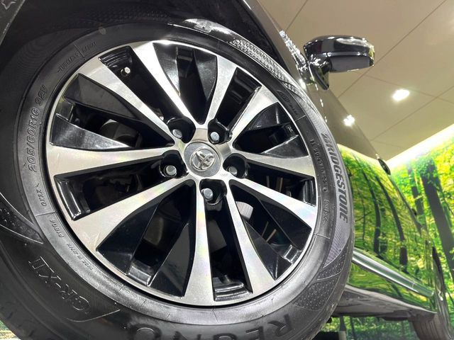 �y�����A���~�z�C�[���z�O�ςɃ}�b�`���������A���~�z�C�[���𑕒����Ă���܂��B�e��ЊO�A���~�z�C�[����A�X�^�b�h���X�^�C�����戵�����Ă���܂��B���񂲑��k����������