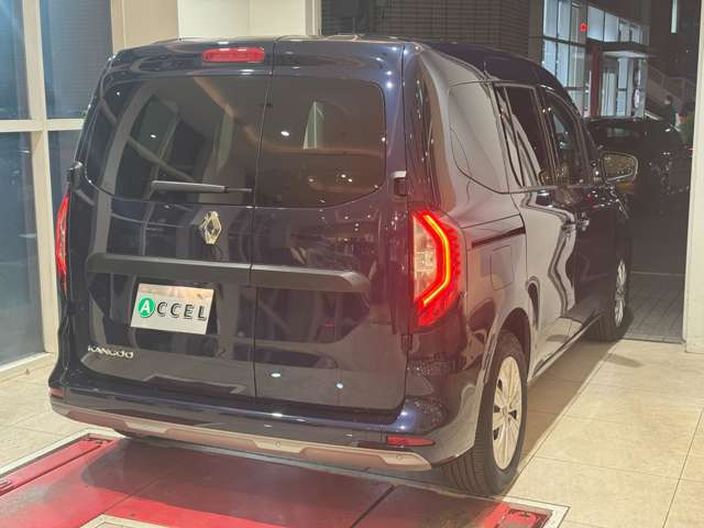 カングーインテンス 7EDC