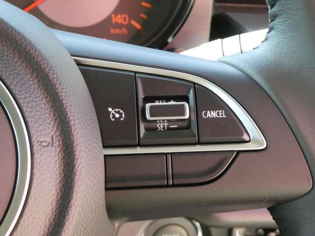 �A�_�v�e�B�u�N���[�Y�R���g���[������!�Ǐ]���ō������H�����S�ł���