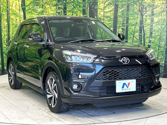 高透明度のガラス皮膜で撥水はもちろん、上質なツヤ・光沢を実現。紫外線や酸性雨から大切な愛車を保護し、色あせ・劣化を防止。「弾スプラッシュコート」、「弾プリミッサコート」からお選びいただけます。