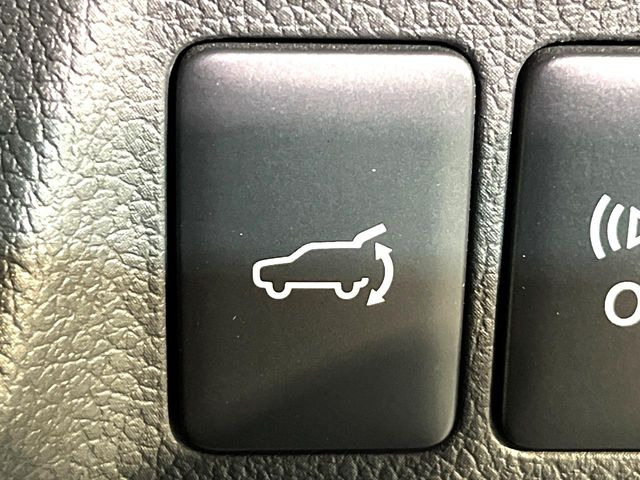 �y�p���[�o�b�N�h�A�z�X�}�[�g�L�[��^�]�Ȃ̃{�^�������������Ń��A�Q�[�g�������ŊJ���܂�!�ו��������Ă��鎞��A�����ʒu�ɂ���o�b�N�h�A��߂�ۂɕ֗��ȋ@�\�ł���