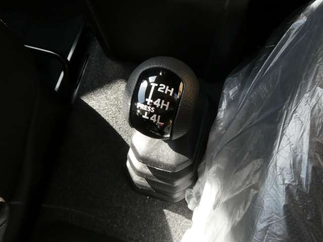 ���ϑ��@�t�p�[�g�^�C��4WD!!