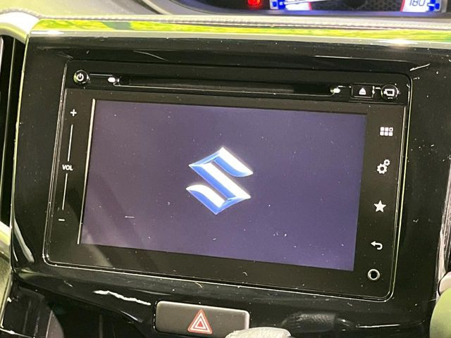 �y���[�J�[�����i�r�z�C���e���A�ɗn�����ރX�^�C���b�V���ȁu��p�݌v�v���[�J�[�i�r�𑕔��􎋔F���⑀�쐫�ȂǊ�{���\�ɂ��D��A���㎿�ȃJ�[���C�t�����y���݂��������܂��B