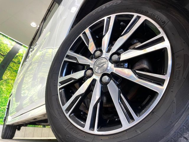 �y����14�C���`�A���~�z�C�[���z�O�ςɃ}�b�`���������A���~�z�C�[���𑕒����Ă���܂��B�e��ЊO�A���~�z�C�[����A�X�^�b�h���X�^�C�����戵�����Ă���܂��B���񂲑��k����������