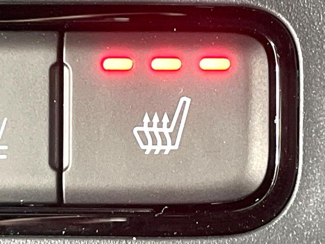 �y�V�[�g�q�[�^�[�z�������ɏd�󂷂�V�[�g�q�[�^�[!�G�A�R����葁�����܂��Ă����̂Ŋ�����̐l�����S�ł��ˁ�G�A�R���̉����͊������邩����A�Ƃ������ɂ����������߂ł��B