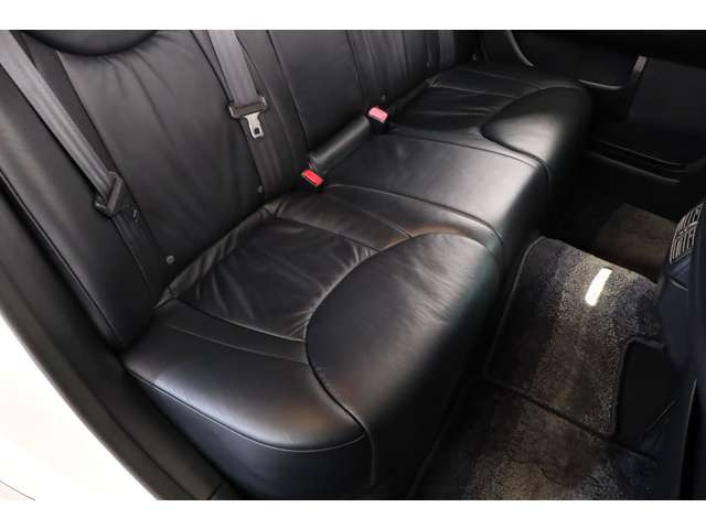 eR�d�l�Ȃ�ł͂̐�p�����⑫���̃Z�b�e�B���O�ɂ��A���K���Ƒ��s���萫���������ŗ����B�������ړ��ł���J�����������Ȃ���薡�́A���Ȃ������̃I�[�i�[���獂���]������Ă��܂��B