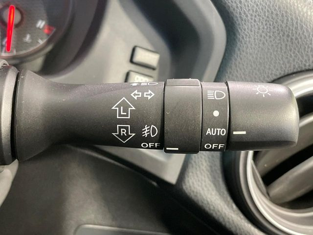 �y�I�[�g���C�g�z����̖��邳�ɉ����Ď����Ńw�b�h���C�g�̓_���E�������ł���@�\�ł�!���C�g�̕t���Y��E�����Y��Ȃǂ������Ȃ�A�J�̓���[���̑��s�����S!�g���l���ʉߎ����֗��ł��ˁ�