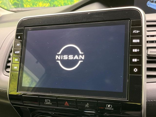 �y����10�^�i�r�z�l�C�̏����i�r�𑕔��B�I�[�f�B�I�@�\���[�����Ă���ABluetooth�ڑ�����΂������̃X�}�z��MP3�v���C���[�̉��y���Đ��\!�����̉^�]������Ɋy�����Ȃ�܂�!!