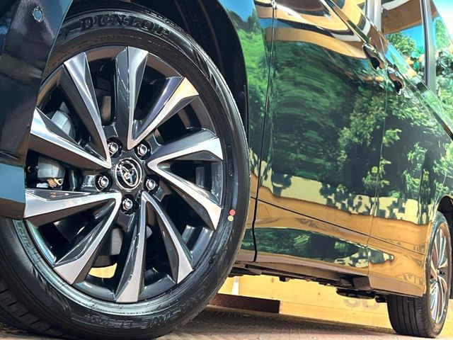 �y����17�C���`�A���~�z�C�[���z�O�ςɃ}�b�`���������A���~�z�C�[���𑕒����Ă���܂��B�e��ЊO�A���~�z�C�[����A�X�^�b�h���X�^�C�����戵�����Ă���܂��B���񂲑��k����������