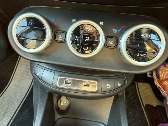 �C�ɂȂ邨�Ԃ�����܂�����E�̓d�b�ԍ����璼�ڂ��X�ɂ��₢���킹���������B�x�����@����ԗ����A��Ԃ܂łȂ�ł������������Ē����܂��B�X�^�b�t�ꓯ���A�����҂����Ă���܂��B