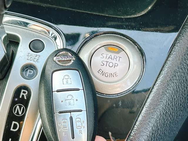 �y�X�}�[�g�L�[&�v�b�V���X�^�[�g�V�X�e���z�J�o����|�P�b�g�ɓ��ꂽ�܂܃h�A�̊J���ł��A�����^�b�`�Ŋy�X�G���W�����������܂���