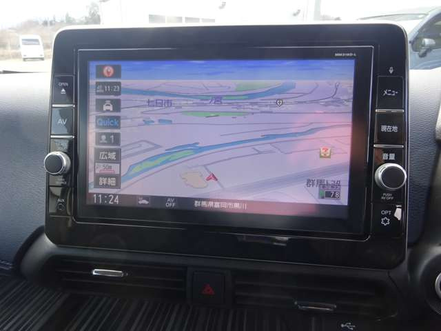 ����9�C���`�i�r���t���Z�OTV��CD��DVD�Đ���Bluetooth�I�[�f�B�I�Ή���AM/FM���W�I��