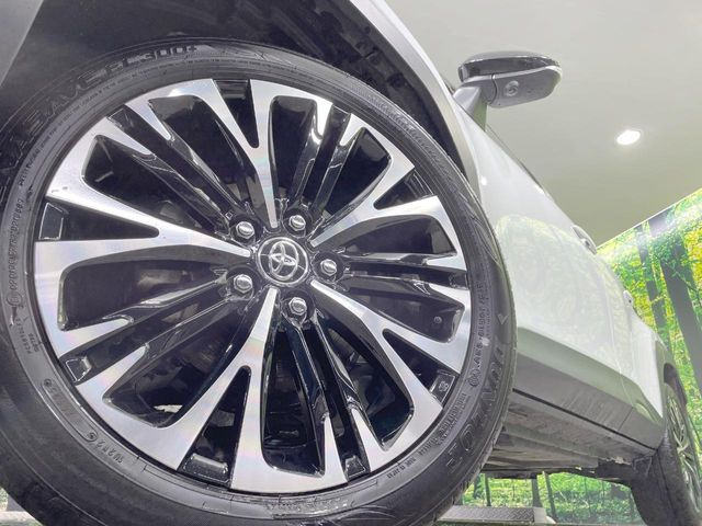 �y����18�C���`�A���~�z�C�[���z�O�ςɃ}�b�`���������A���~�z�C�[���𑕒����Ă���܂��B�e��ЊO�A���~�z�C�[����A�X�^�b�h���X�^�C�����戵�����Ă���܂��B���񂲑��k����������