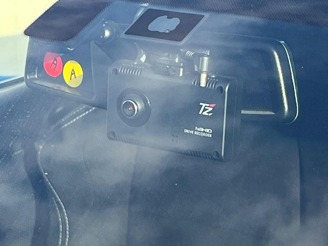 �y�h���C�u���R�[�_�[�z�h���C�u���R�[�_�[����!���s���͂������A������^�]�⎖�̂ɑ��������ہA�f���ŋL�^���A����̃��X�N�ɔ����܂��B���L�^�pSD�J�[�h�͂��q�l�����g�ł��������������K�v������܂��B