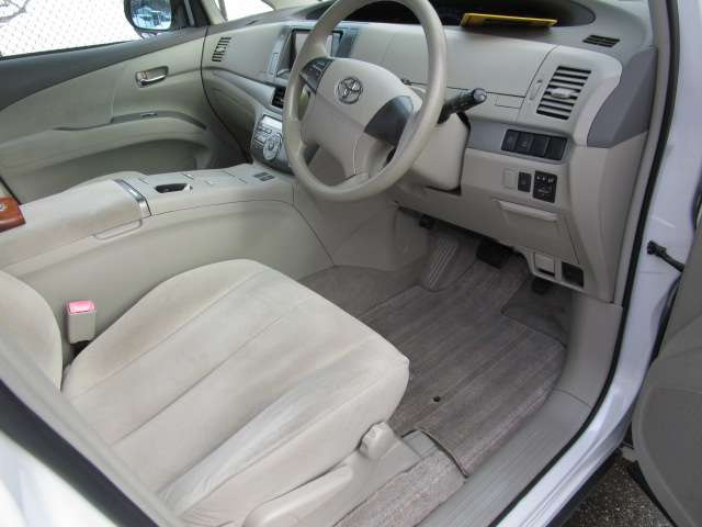 エスティマハイブリッド2.4 X 4WD