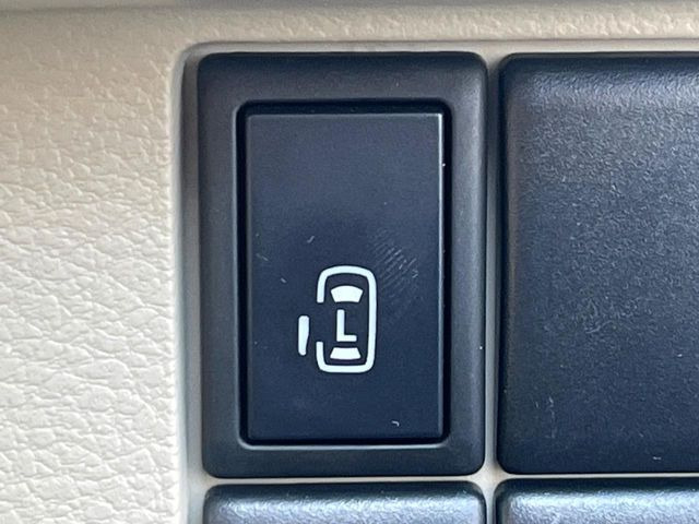 �y�p���[�X���C�h�h�A�z�X�}�[�g�L�[��^�]�Ȃ̃X�C�b�`�ŃX���C�h�h�A�̊J���\���d��������͂����ăh�A���J����K�v�������A���������q�l�ł��A�d���ו��������Ă��鎞�����N�ɊJ���߂ł��܂���