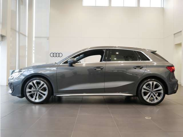 A3スポーツバック30 TFSI Sライン