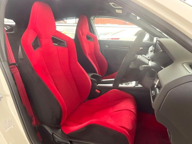 �y��p�X�|�[�c�V�[�g�z�z�[���h���ɗD��A�J�[�u���̑̂������}�����Ă���܂��B�܂��A�̂Ƀt�B�b�g���邩�獘��w�������ɂ����A�����O�h���C�u�⍂�����s�ł����K�ɂ��߂������������܂���