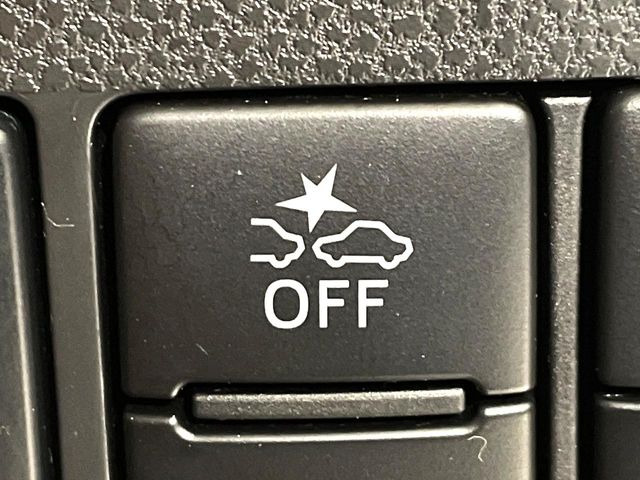 �y�X�}�[�g�A�V�X�g�z���s���ɑO���̎ԗ�����F�����A�Փ˂������Ȏ��͌x��ƃu���[�L�ŏՓˉ���Ɣ�Q�y�����A�V�X�g�B�����S�Ƀh���C�u�����y���݂��������܂��B