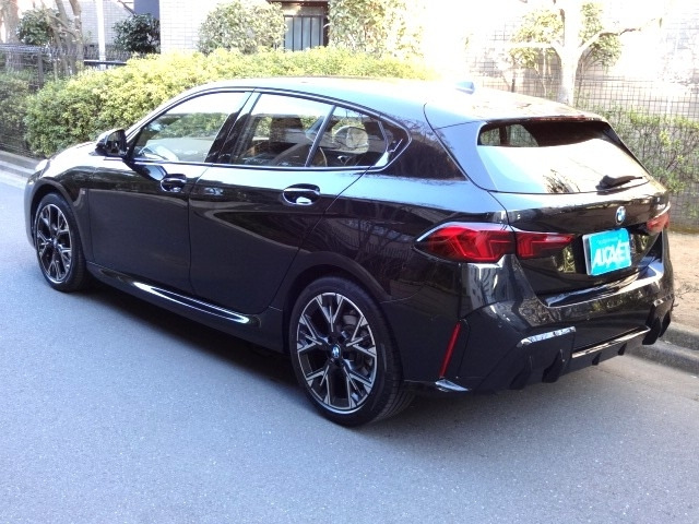 1シリーズ120d Mスポーツ
