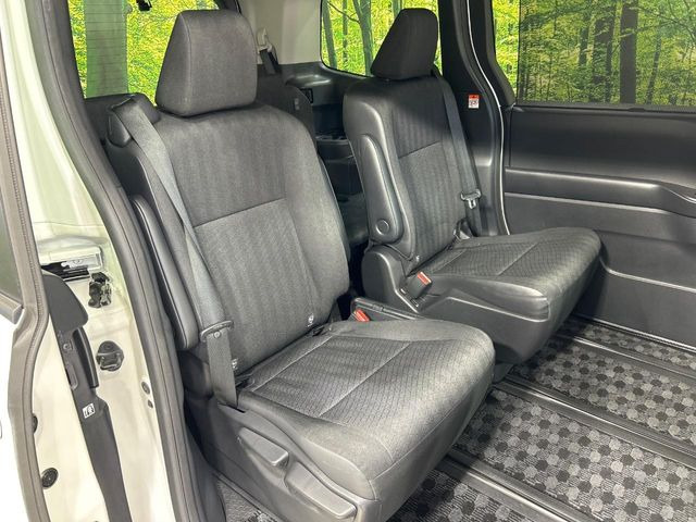 ���ڒ����̓E�H�[�N�X���[�ƂȂ��Ă���܂��B���ڂƎO��ڂ̈ړ�����~�肪�Ƃ��Ă��y�ɂȂ�̂ŁA���~��̍ۂ��X�g���X�������邱�Ƃ͂���܂����