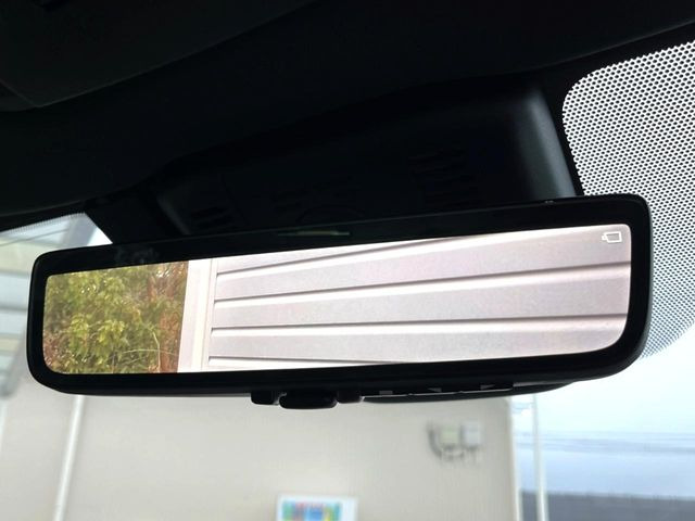 �y�f�W�^���C���i�[�~���[�z��Ȃ̑傫�ȉו��⓯��҂Ō�����m�F���Â炢���ł����S!�J�������B�e�����ԗ�����̉f�������[���~���[���ɕ\���B�N���A�Ȏ��E�ŏ󋵂̊m�F���\�ł�!