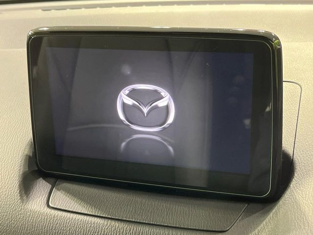 �y�����i�r�z�l�C�̏����i�r�𑕔����Ă���܂��B�i�r�̎g���₷���͂������A�I�[�f�B�I�@�\���[��!�L�����v�◷�s�͂������A�ʋ΂┃�����ȂǕ��i�̃h���C�u���y�����Ȃ�͂���