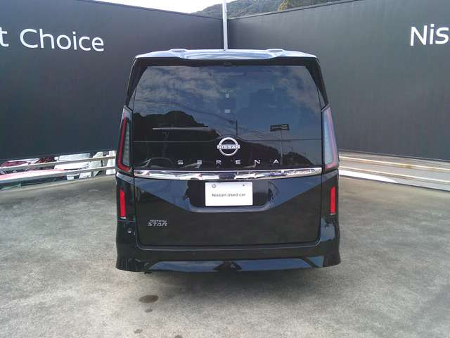 セレナ2.0 ハイウェイスター V