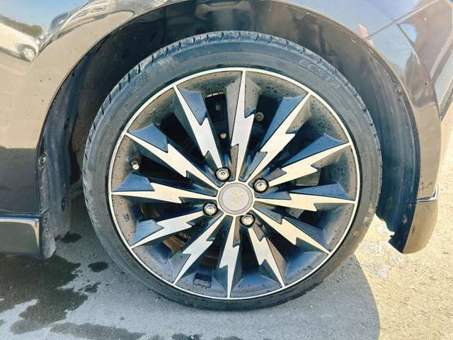 ���D�݂̃A���~�z�C�[���ւ̃J�X�^�����������������܂�!����]�̍ۂɂ͓��X�X�^�b�t�܂ł��C�y�ɂ����k��������