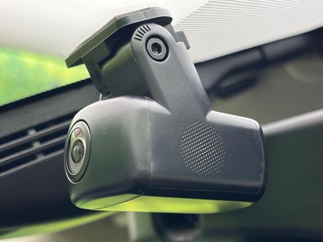 �y�h���C�u���R�[�_�[�z�h���C�u���R�[�_�[����!���s���͂������A������^�]�⎖�̂ɑ��������ہA�f���ŋL�^���A����̃��X�N�ɔ����܂��B���L�^�pSD�J�[�h�͂��q�l�����g�ł��������������K�v������܂��B