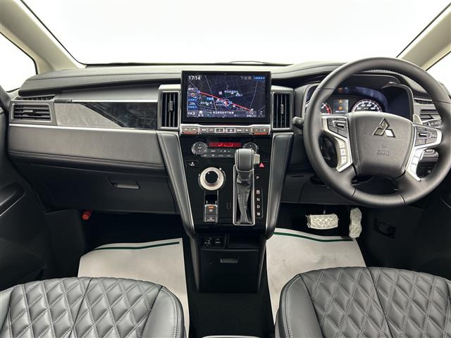 デリカD:52.2 ブラック エディション 4WD