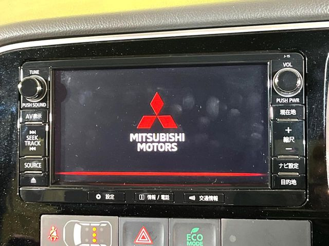 �y�����i�r�z�l�C�̏����i�r�𑕔����Ă���܂��B�i�r�̎g���₷���͂������A�I�[�f�B�I�@�\���[��!�L�����v�◷�s�͂������A�ʋ΂┃�����ȂǕ��i�̃h���C�u���y�����Ȃ�͂���