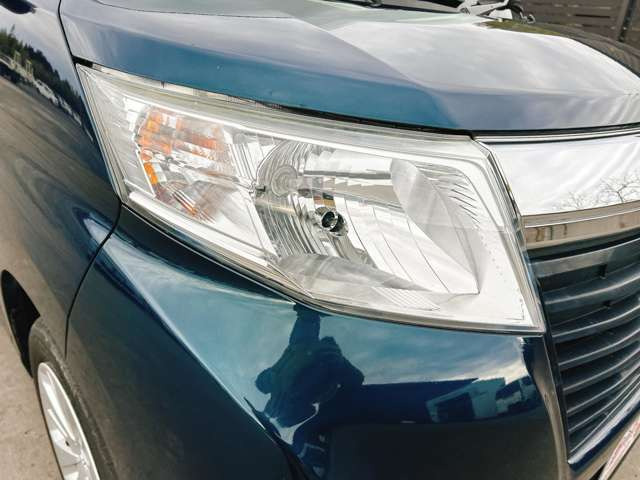 LED���C�g�ւ��ύX�\�ł�!����]�̍ۂɂ͓��X�X�^�b�t�܂ł��C�y�ɂ����k������!