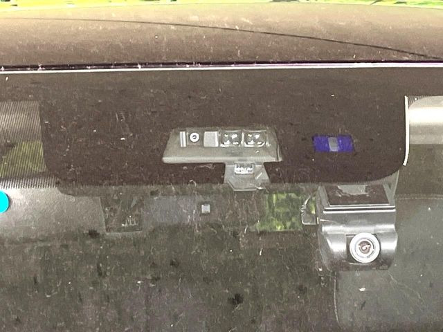 �y�O�He-Assist�z���s���ɑO���̎ԗ�����F�����A�Փ˂������Ȏ��͌x��ƃu���[�L�ŏՓˉ���Ɣ�Q�y�����A�V�X�g�B�����S�Ƀh���C�u�����y���݂��������܂��B