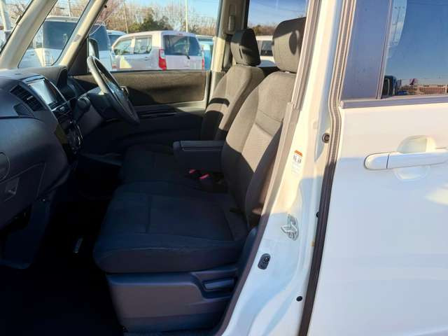 ���������ԑ����W�����ł�!���̋@��ɐ��񂲗��X������!