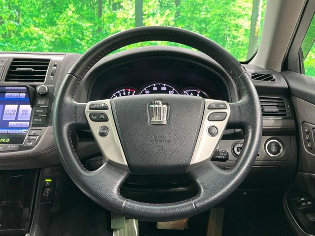 �y�����v�����X�e�A�����O�z�㎿�Ȋv���g�p���邱�ƂŁA��ɂ����������݂ƂĂ��^�]���₷���n���h���ł���