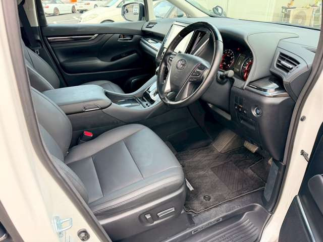 �C�ɂȂ邨�Ԃ�����܂�����E�̓d�b�ԍ����璼�ڂ��X�ɂ��₢���킹���������B�x�����@����ԗ����A��Ԃ܂łȂ�ł������������Ē����܂��B�X�^�b�t�ꓯ���A�����҂����Ă���܂��B