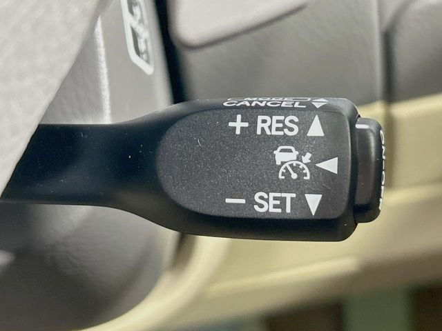 �y���[�_�[�N���[�Y�R���g���[���z�������H�ł̒��������s���y��!!�����ő��x��ۂN���[�Y�R���g���[�����A�Փˌy���V�X�e���ƘA�g���A�O���̎ԗ������m���ĎԊԂ�ۂ悤�ɑ��x���߂��Ă���܂�!!