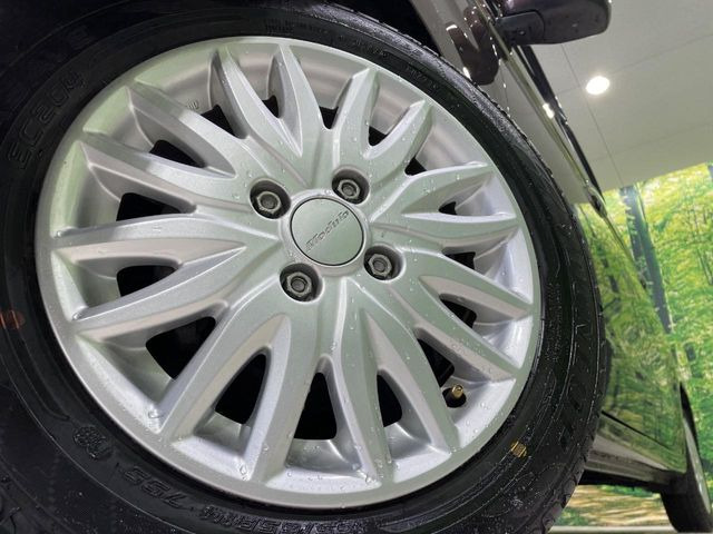 �y14�C���`�A���~�z�C�[���z�O�ςɃ}�b�`�����A���~�z�C�[���𑕒����Ă���܂��B�e��A���~�z�C�[����A�X�^�b�h���X�^�C�����戵�����Ă���܂��B���񂲑��k����������