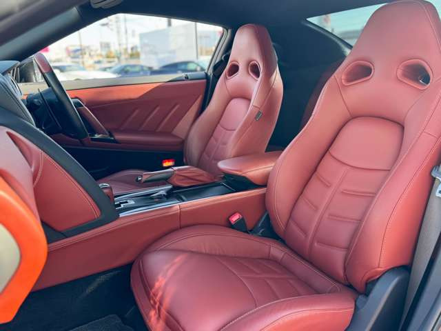 ����ȑ�����̉摜�ɂȂ�܂��B����]�̂��q�l�ɂ͏ڍ׉摜�̂ق��ɁA�G���W�����⓮������点�Ă��������܂��̂ŁA���C�y�ɂ��\���t�����������܂��B