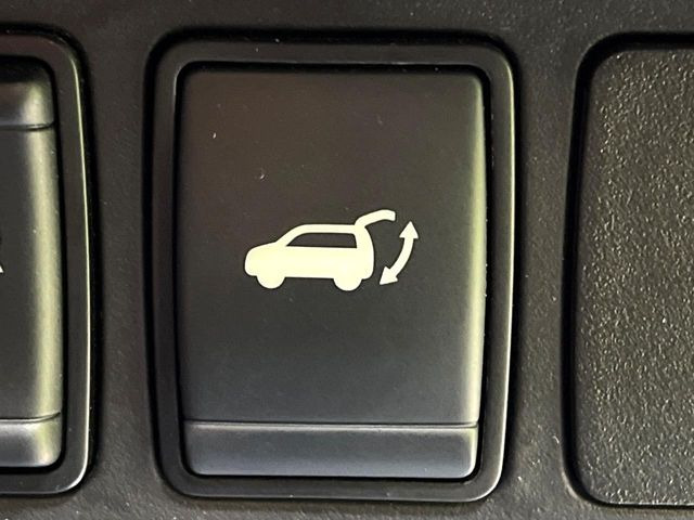 �y�p���[�o�b�N�h�A�z�X�}�[�g�L�[��^�]�Ȃ̃{�^�������������Ń��A�Q�[�g�������ŊJ���܂�!�ו��������Ă��鎞��A�����ʒu�ɂ���o�b�N�h�A��߂�ۂɕ֗��ȋ@�\�ł���