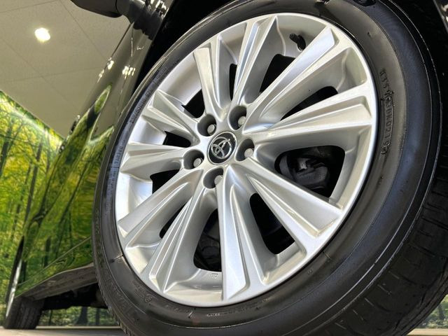 �y����18�C���`�A���~�z�C�[���z�O�ςɃ}�b�`���������A���~�z�C�[���𑕒����Ă���܂��B�e��ЊO�A���~�z�C�[����A�X�^�b�h���X�^�C�����戵�����Ă���܂��B���񂲑��k����������