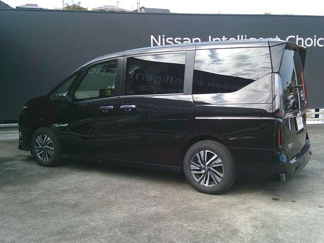 セレナ2.0 ハイウェイスター V