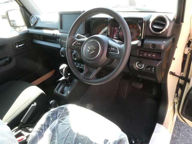 �i�����ꂽ�C���p�l����́A�X�^�C���b�V�������쐫�⎋�F���ɂ��D��A�O���̂��Ȃ��f�U�C���ɂȂ��Ă���܂�!