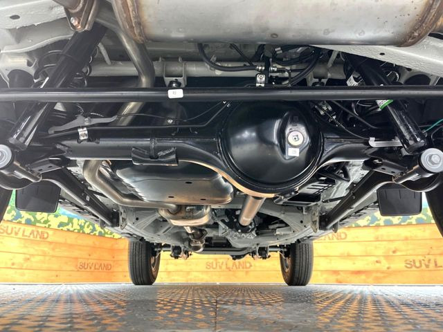 ����肪���ꂢ�Ȃ����ɁA�h�K���H�̎{�H���I�X�X���B�~��n��͂������A���ݕ��ɂ��Z���̕���A��Ń}�����E�E�B���^�[�X�|�[�c���������ɂ��D�]���������Ă���܂��B