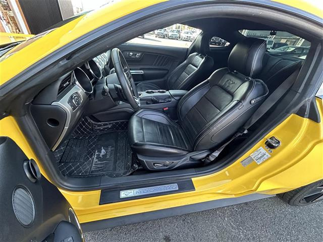 マスタング50イヤーズ エディション