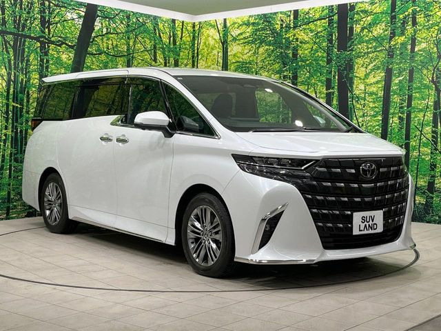 高透明度のガラス皮膜で撥水はもちろん、上質なツヤ・光沢を実現。紫外線や酸性雨から大切な愛車を保護し、色あせ・劣化を防止。「弾スプラッシュコート」、「弾プリミッサコート」からお選びいただけます。